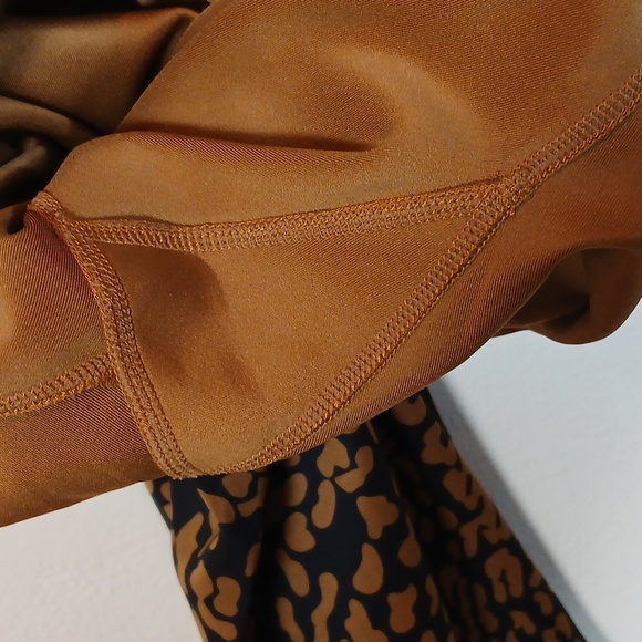 Tan + Lines by Sivan Ayla  Temescal Cheetah Leggings size medium - Picture 8 of 9